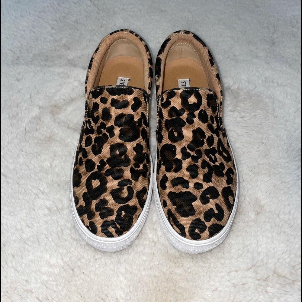 Cheetah print Steve Madden shoes